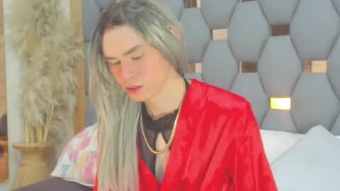 angela_white22 online show from 05/09/26, 11:48