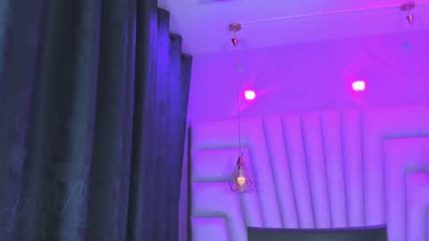 Snapshot of angelaa_cute chatting on 04/01/26, 12:17 ANGELA online show from 04/01/26, 12:17