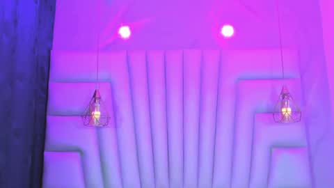 Snapshot of angelaa_cute chatting on 04/08/26, 12:05 ANGELA online show from 04/08/26, 12:05