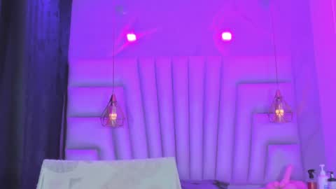 Snapshot of angelaa_cute chatting on 04/09/26, 12:10 ANGELA online show from 04/09/26, 12:10