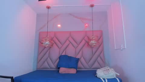 Snapshot of angelaa_cute chatting on 04/20/26, 12:30 ANGELA online show from 04/20/26, 12:30