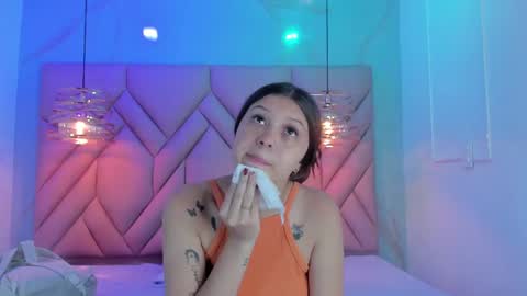 Snapshot of angelaa_cute chatting on 06/11/26, 12:03 ANGELA online show from 06/11/26, 12:03