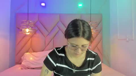 Snapshot of angelaa_cute chatting on 06/15/26, 12:07 ANGELA online show from 06/15/26, 12:07