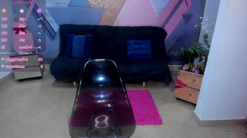 Angela online show from 02/04/25, 06:14