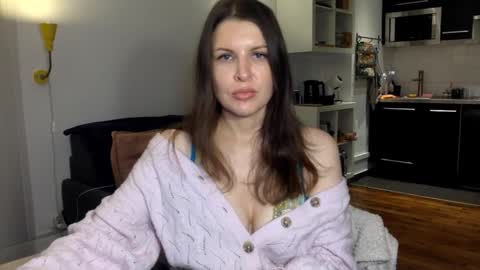 Snapshot of angeladarkk chatting on 11/09/25, 03:54 Angela online show from 11/09/25, 03:54