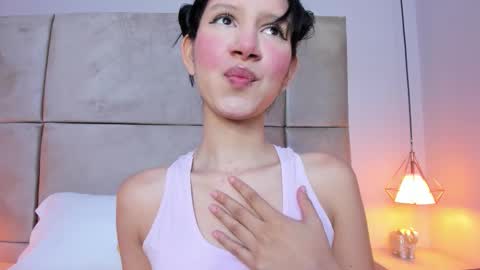 Snapshot of angelag_ chatting on 11/14/25, 07:23 angelag_ online show from 11/14/25, 07:23