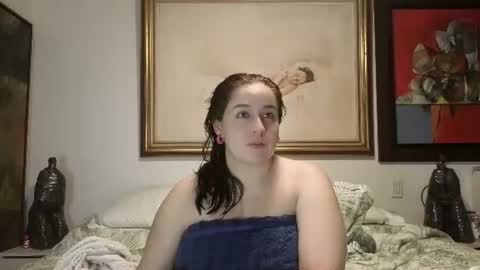 Snapshot of angelamax1 chatting on 06/11/26, 12:08 Max y Angela independent model online show from 06/11/26, 12:08