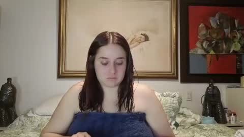 Snapshot of angelamax1 chatting on 06/11/26, 12:32 Max y Angela independent model online show from 06/11/26, 12:32