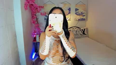 angelamorena online show from 09/09/25, 09:58