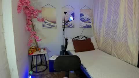 angelamorena online show from 11/20/25, 10:09