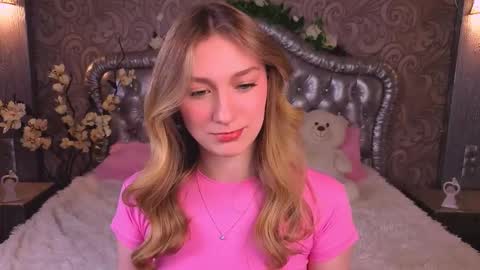 Snapshot of angelanabelle chatting on 03/08/26, 02:04 angelanabelle online show from 03/08/26, 02:04