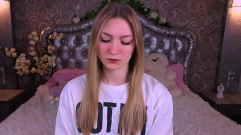 Snapshot of angelanabelle chatting on 04/03/26, 08:29 angelanabelle online show from 04/03/26, 08:29