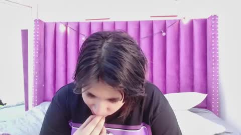  Angela  online show from 10/23/25, 02:55