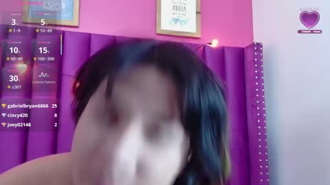 Snapshot of angelarumiee chatting on 11/20/25, 02:34 Angela online show from 11/20/25, 02:34