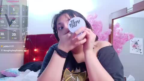 Snapshot of angelarumiee chatting on 12/03/25, 02:52 Angela online show from 12/03/25, 02:52