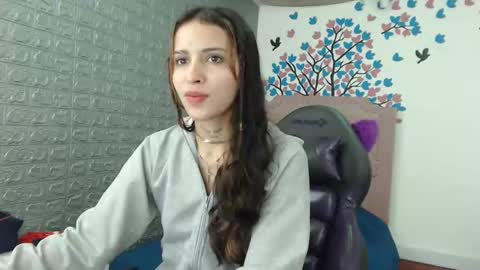 Snapshot of angelaturizo_ chatting on 11/05/25, 06:57 angelaturizo_ online show from 11/05/25, 06:57