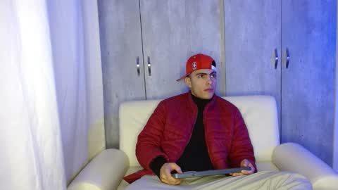 angelbacker22 online show from 01/20/25, 08:52