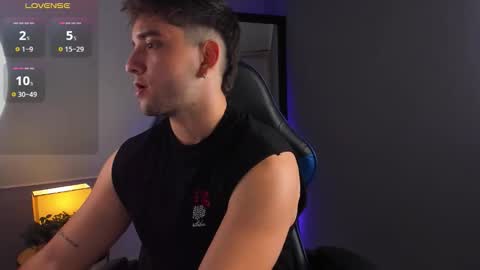 Snapshot of angelbell19 chatting on 11/19/25, 01:16 angelbell19 online show from 11/19/25, 01:16