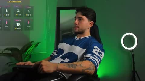 Snapshot of angelbell19 chatting on 03/18/26, 01:09 angelbell19 online show from 03/18/26, 01:09