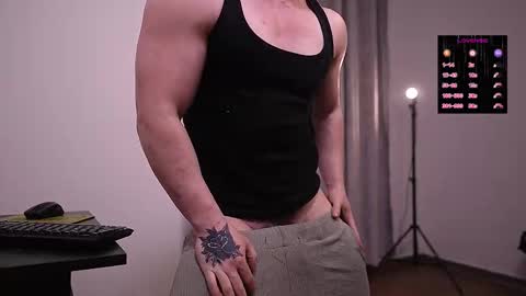 Snapshot of angelcabezaz chatting on 11/21/25, 11:03 NGEL. online show from 11/21/25, 11:03