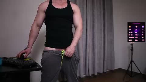 Snapshot of angelcabezaz chatting on 07/15/26, 01:11 NGEL. online show from 07/15/26, 01:11