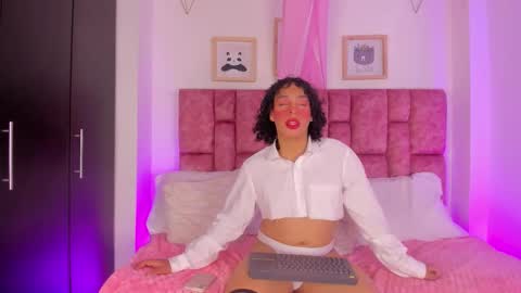 Snapshot of angelcherrypie chatting on 03/13/26, 12:12 Angel online show from 03/13/26, 12:12