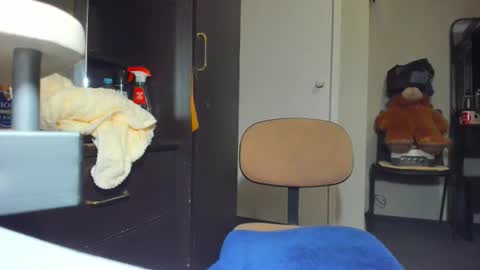 Snapshot of angelchezcka chatting on 01/14/26, 07:03 cheche online show from 01/14/26, 07:03