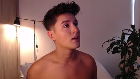 Snapshot of angelcossio chatting on 12/01/24, 08:09 Angel online show from 12/01/24, 08:09