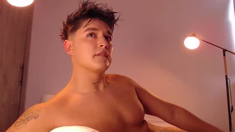 Snapshot of angelcossio chatting on 11/29/25, 05:05 Angel online show from 11/29/25, 05:05