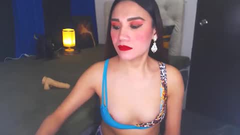 Angel online show from 01/11/25, 03:20