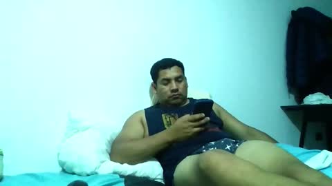 Snapshot of angeldavid90 chatting on 01/10/26, 04:36 angeldavid90 online show from 01/10/26, 04:36