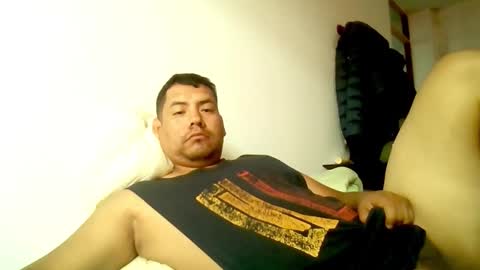Snapshot of angeldavid90 chatting on 02/01/26, 12:48 angeldavid90 online show from 02/01/26, 12:48