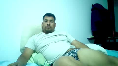 Snapshot of angeldavid90 chatting on 02/04/26, 03:23 angeldavid90 online show from 02/04/26, 03:23