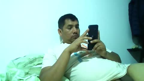 Snapshot of angeldavid90 chatting on 02/10/26, 02:04 angeldavid90 online show from 02/10/26, 02:04