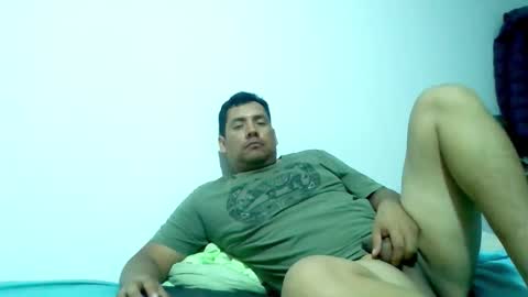 Snapshot of angeldavid90 chatting on 02/20/26, 01:57 angeldavid90 online show from 02/20/26, 01:57