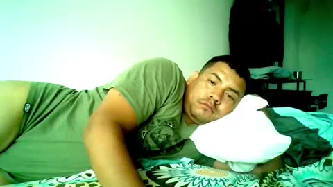 Snapshot of angeldavid90 chatting on 03/16/26, 11:58 angeldavid90 online show from 03/16/26, 11:58
