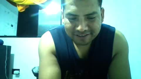Snapshot of angeldavid90 chatting on 03/24/26, 03:33 angeldavid90 online show from 03/24/26, 03:33