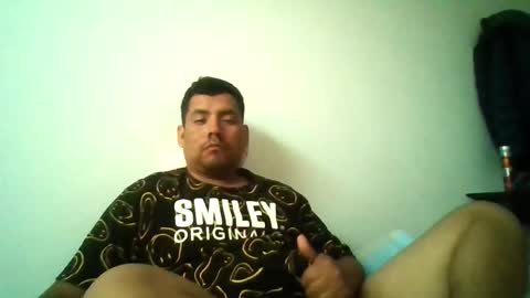 Snapshot of angeldavid90 chatting on 03/29/26, 10:43 angeldavid90 online show from 03/29/26, 10:43