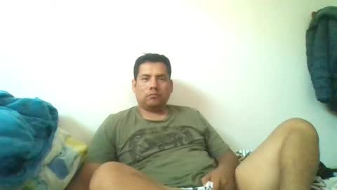 Snapshot of angeldavid90 chatting on 04/15/26, 09:59 angeldavid90 online show from 04/15/26, 09:59