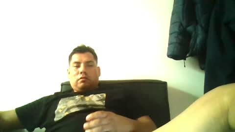Snapshot of angeldavid90 chatting on 05/19/26, 03:29 angeldavid90 online show from 05/19/26, 03:29