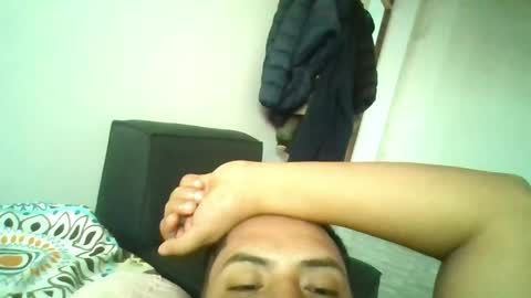 Snapshot of angeldavid90 chatting on 05/22/26, 12:11 angeldavid90 online show from 05/22/26, 12:11