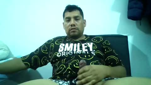 Snapshot of angeldavid90 chatting on 05/27/26, 10:07 angeldavid90 online show from 05/27/26, 10:07
