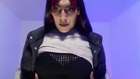 Snapshot of angele_johnson chatting on 09/10/25, 03:06 angele online show from 09/10/25, 03:06