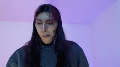 Snapshot of angele_johnson chatting on 10/11/25, 08:51 angele online show from 10/11/25, 08:51