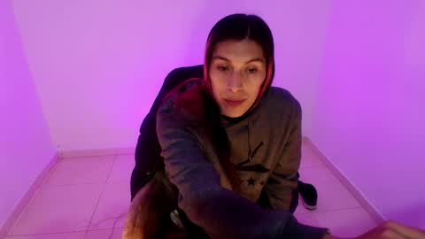 Snapshot of angele_johnson chatting on 04/08/26, 06:52 angele online show from 04/08/26, 06:52