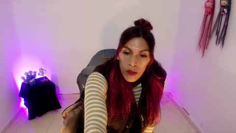 angele online show from 06/16/26, 07:38