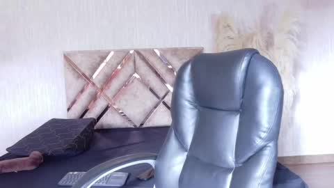 angel online show from 03/25/26, 01:50