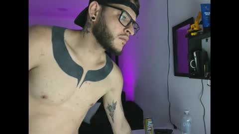 Snapshot of angelfrancooo chatting on 11/02/25, 06:05 angelfrancooo online show from 11/02/25, 06:05