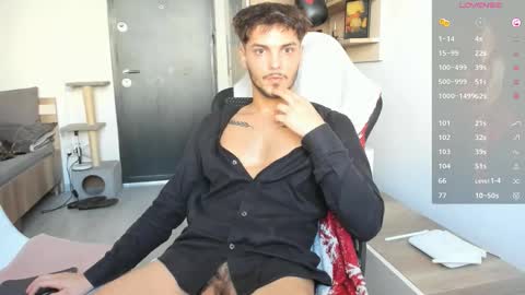 Frankie  online show from 10/29/25, 01:02