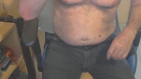 angelgarcia269 online show from 02/04/25, 12:11